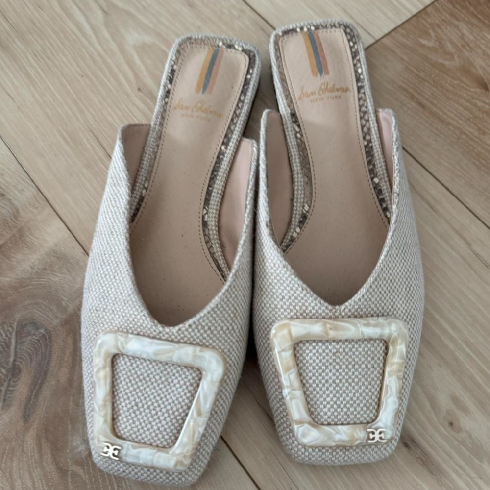 Flat Sandals